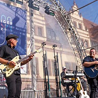 Hits von Elvis bis Smokie mit Maik & Friends